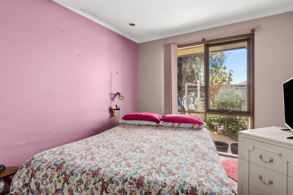 5 Mildura Street, Renmark, SA, 5341 - Image 8