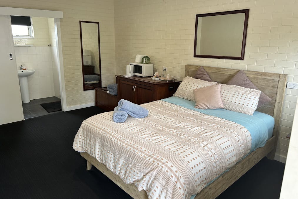 1 Dandaragan Street, Moora, WA, 6510 - Image 15