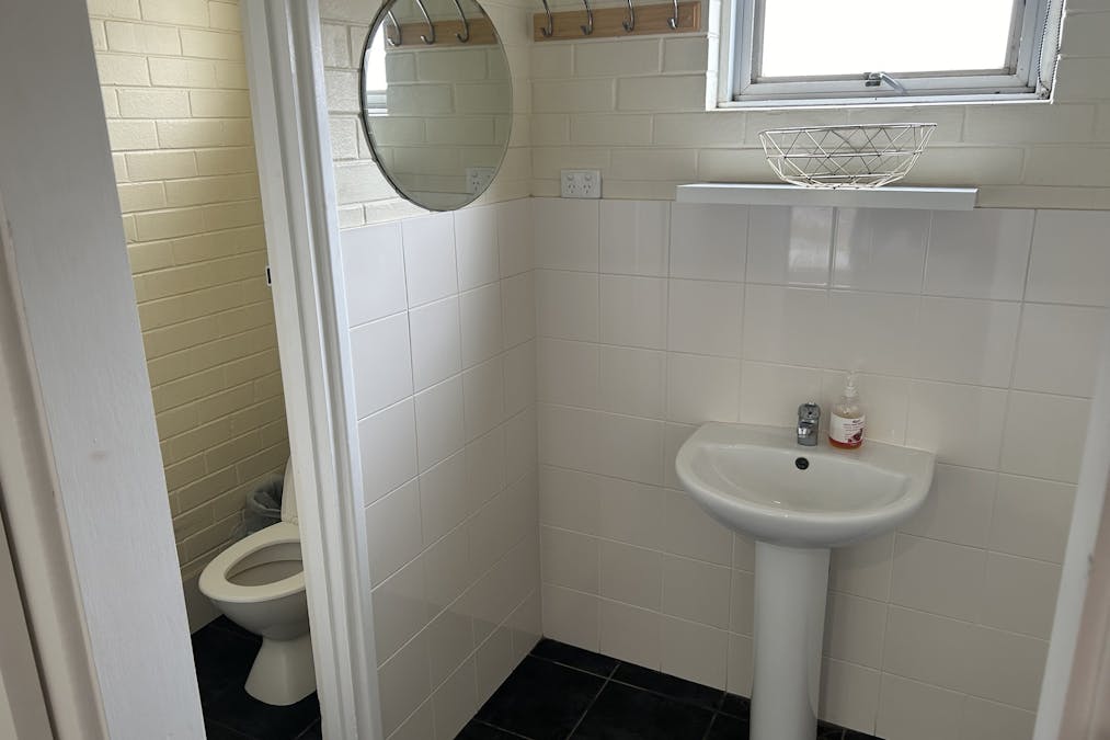 1 Dandaragan Street, Moora, WA, 6510 - Image 17