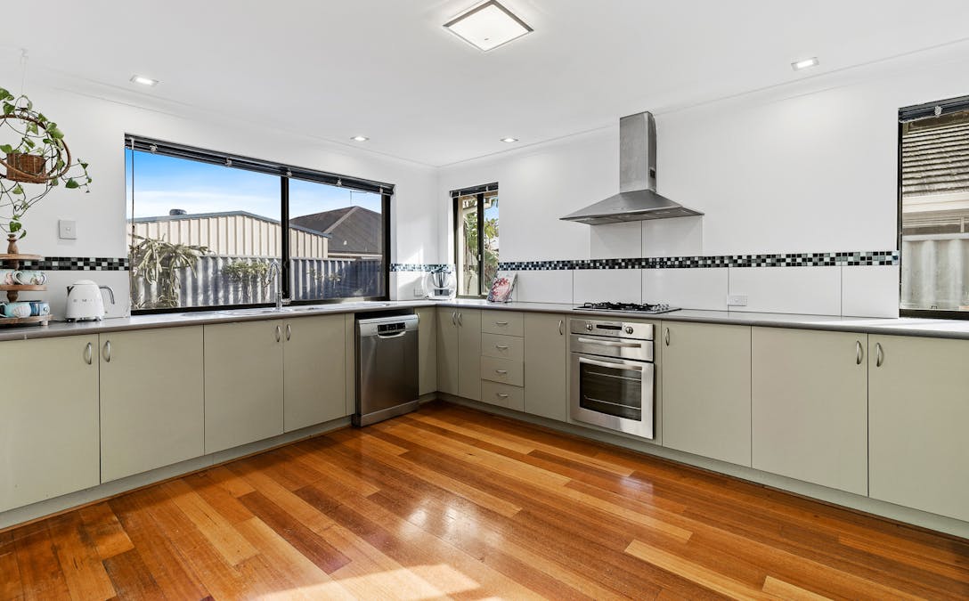 8 Conostylis Parade, Baldivis, WA, 6171 - Image 5