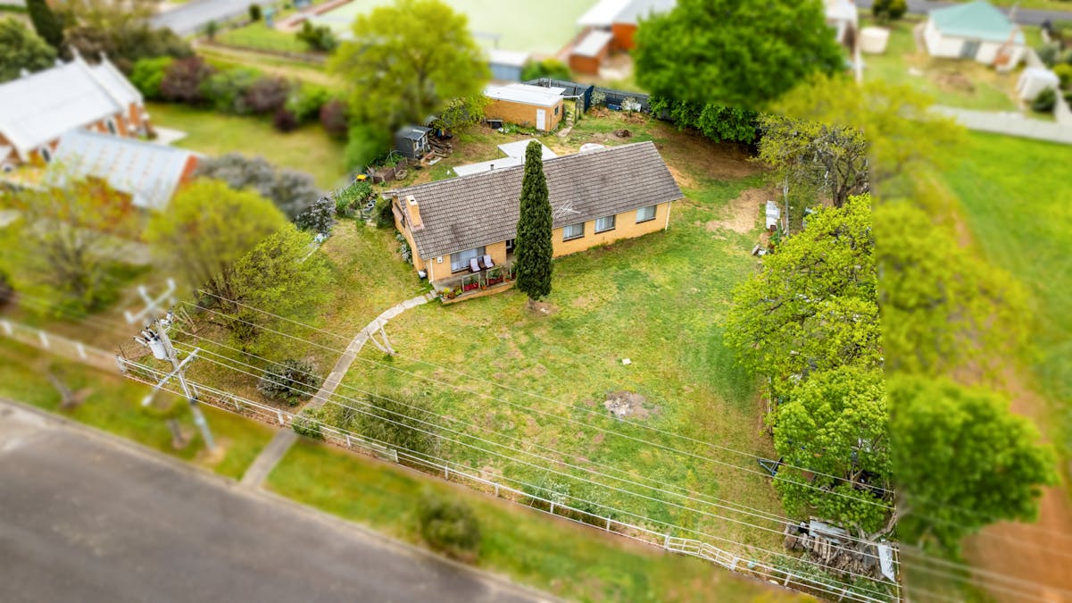 25 Bell Street, Balmoral, VIC, 3407 - Image 2