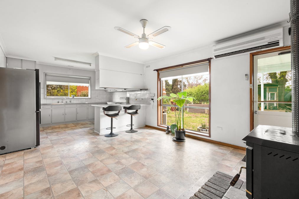 25 Bell Street, Balmoral, VIC, 3407 - Image 6