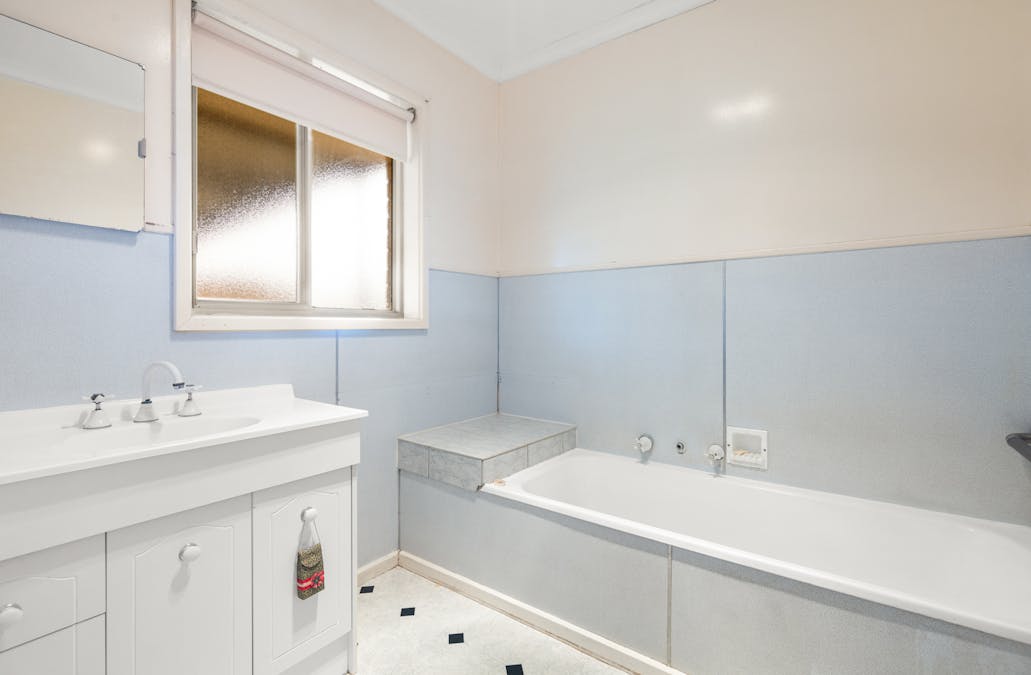 25 Bell Street, Balmoral, VIC, 3407 - Image 12