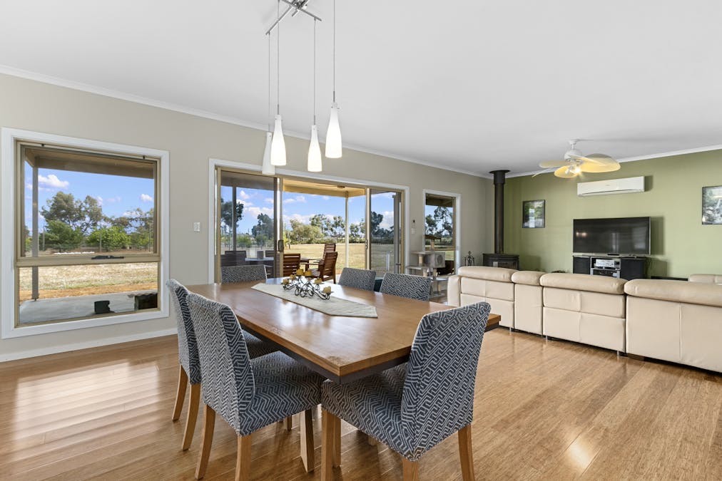16 Racecourse Road, Balaklava, SA, 5461 - Image 6