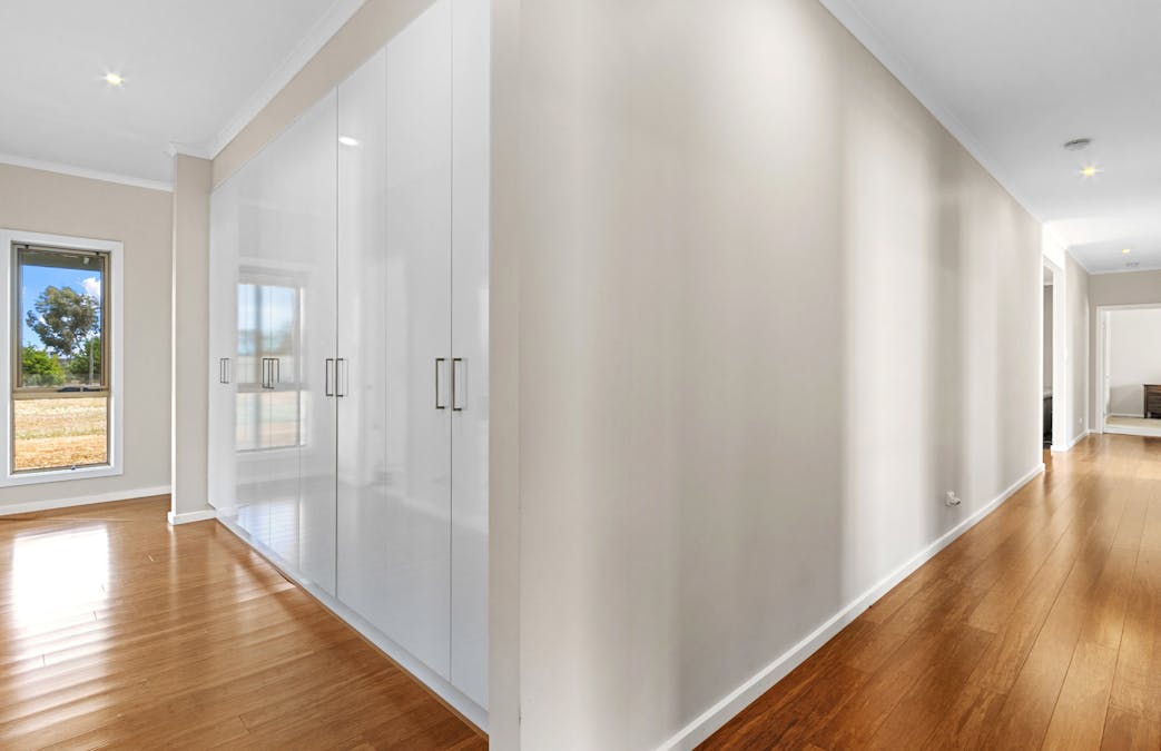 16 Racecourse Road, Balaklava, SA, 5461 - Image 16
