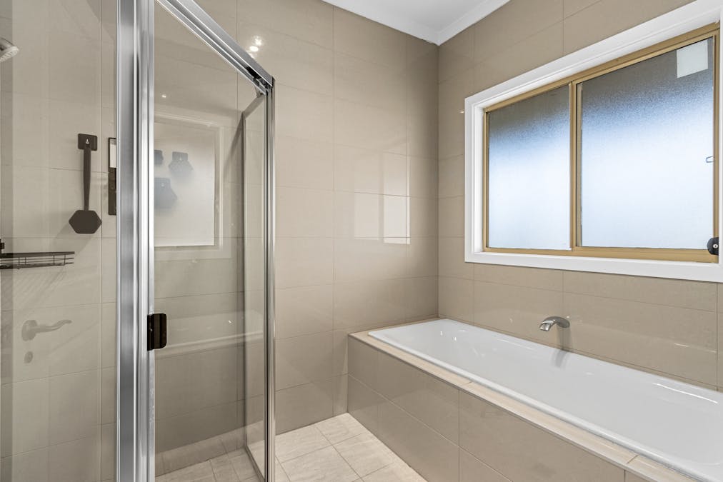 16 Racecourse Road, Balaklava, SA, 5461 - Image 18