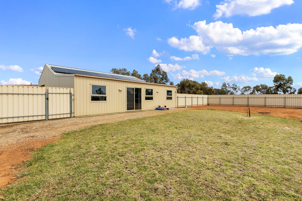 16 Racecourse Road, Balaklava, SA, 5461 - Image 21