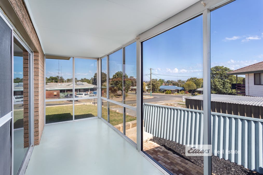 1 Strattimore Place, Australind, WA, 6233 - Image 8