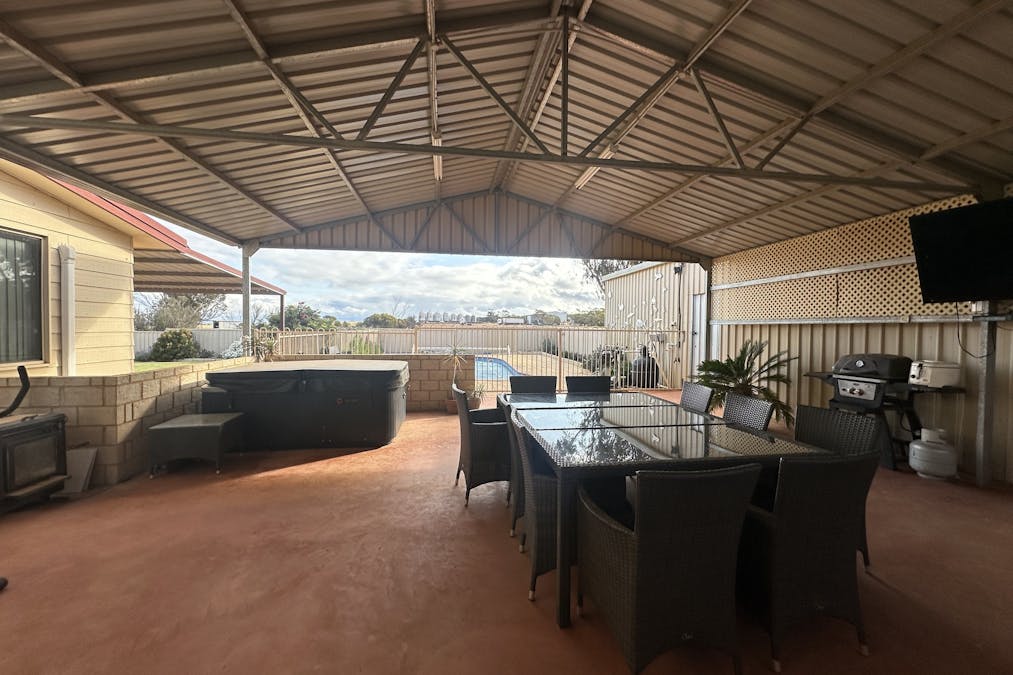 10520 Emu Fence Road, Hyden, WA, 6359 - Image 32
