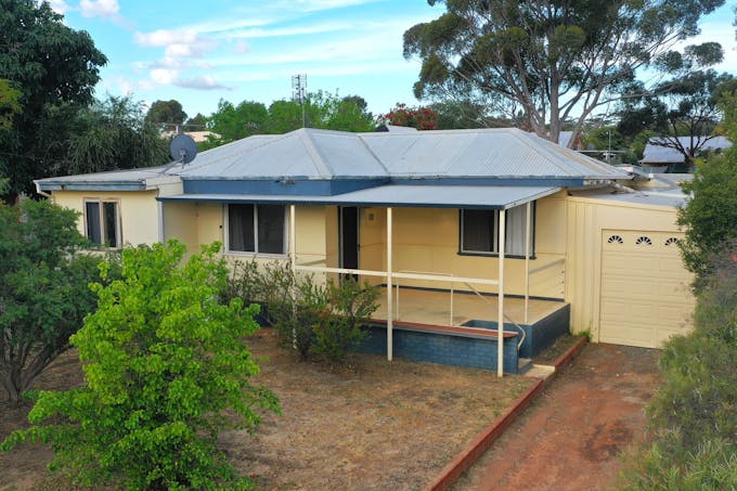 69 Goyder Street, Corrigin, WA, 6375 - Image 1
