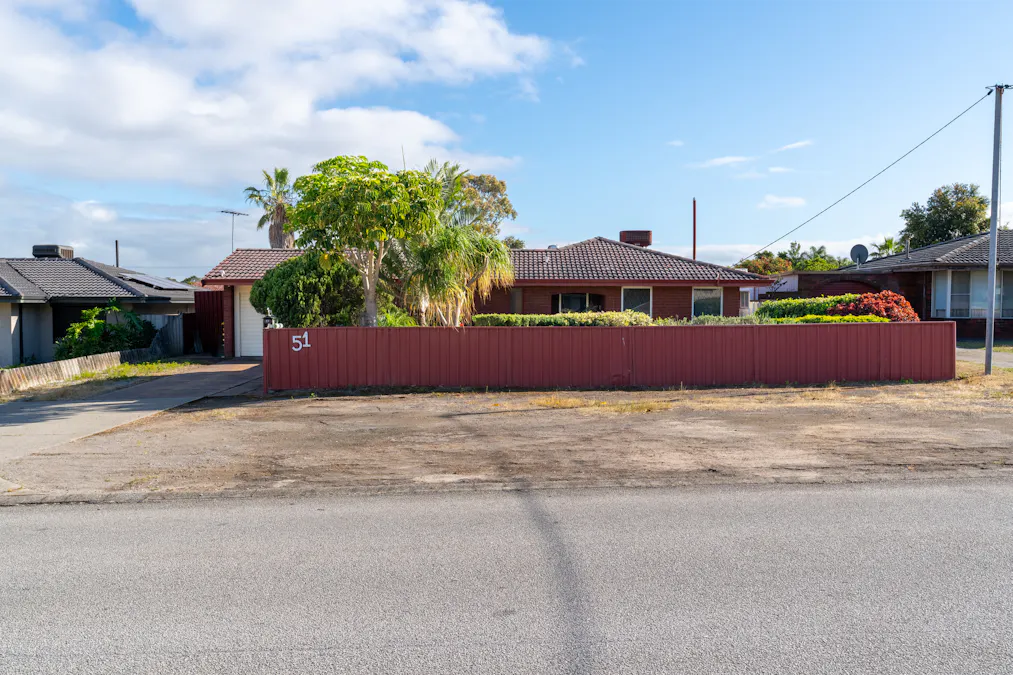 51 Adamson Road, Parmelia, WA, 6167 - Image 27