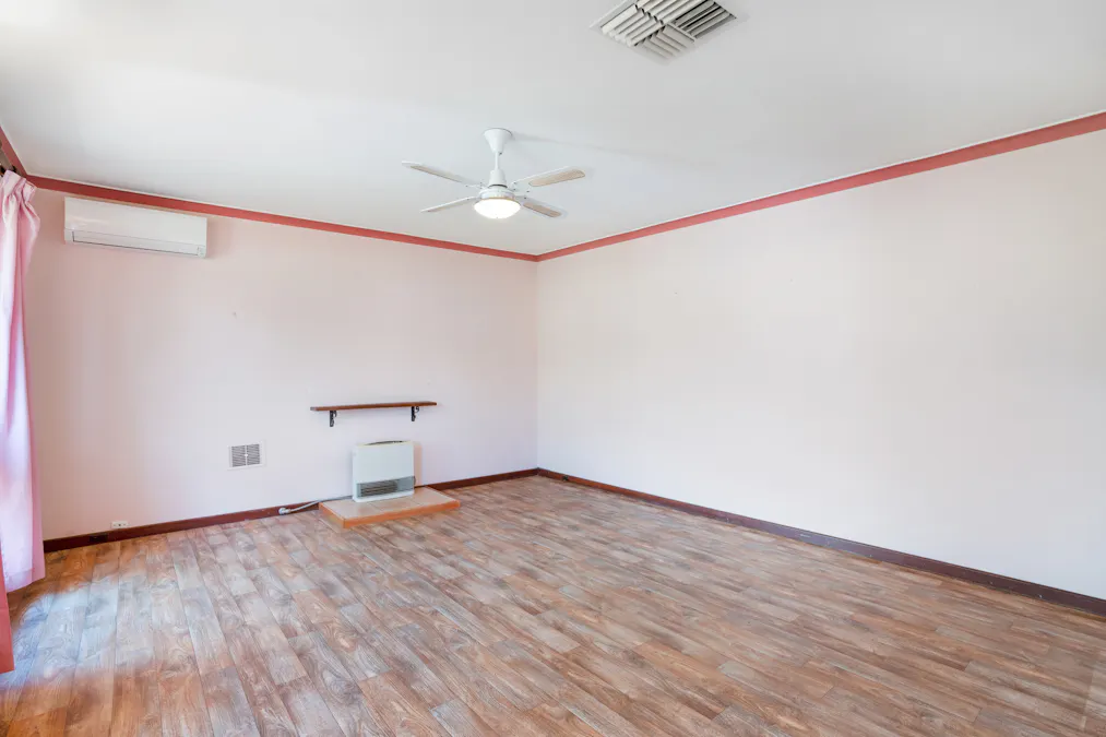 51 Adamson Road, Parmelia, WA, 6167 - Image 4