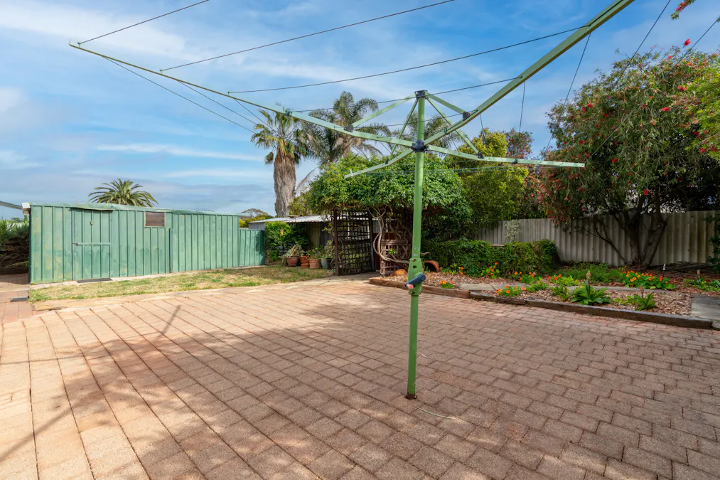 51 Adamson Road, Parmelia, WA, 6167 - Image 21