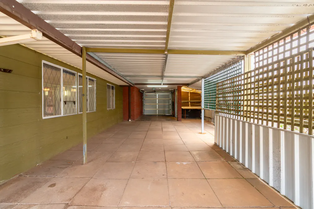 51 Adamson Road, Parmelia, WA, 6167 - Image 23