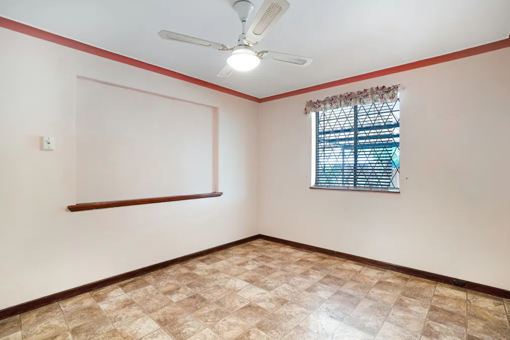 51 Adamson Road, Parmelia, WA, 6167 - Image 13