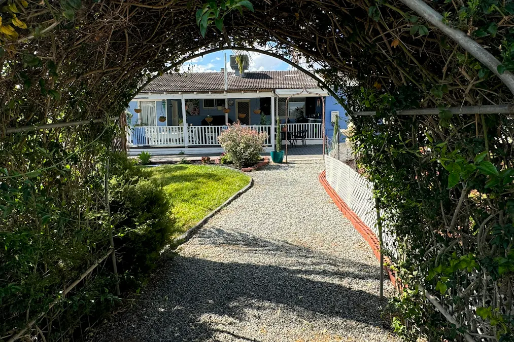 10  Powell Crescent, Quairading, WA, 6383 - Image 3