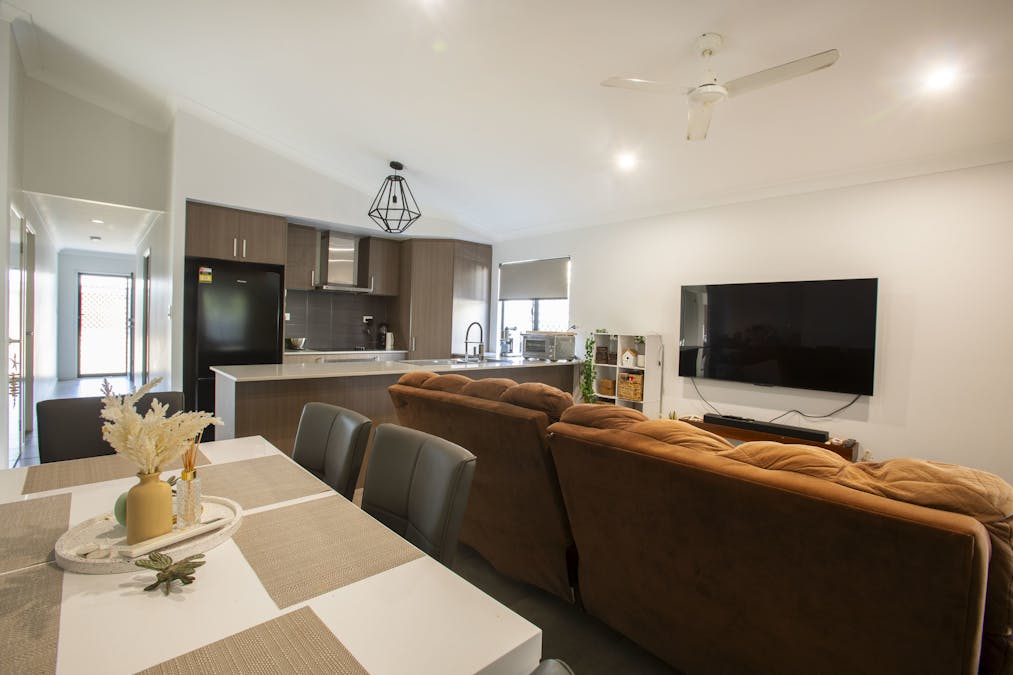 6 La Glorie Circuit, Burdell, QLD, 4818 - Image 4