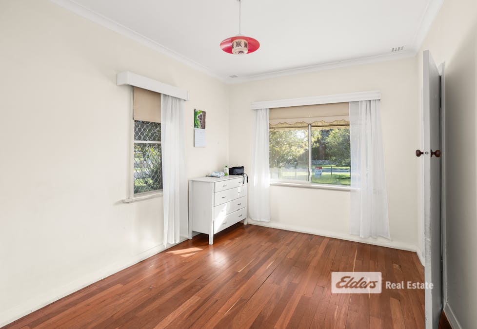 11 Boyalla Street, Carey Park, WA, 6230 - Image 8