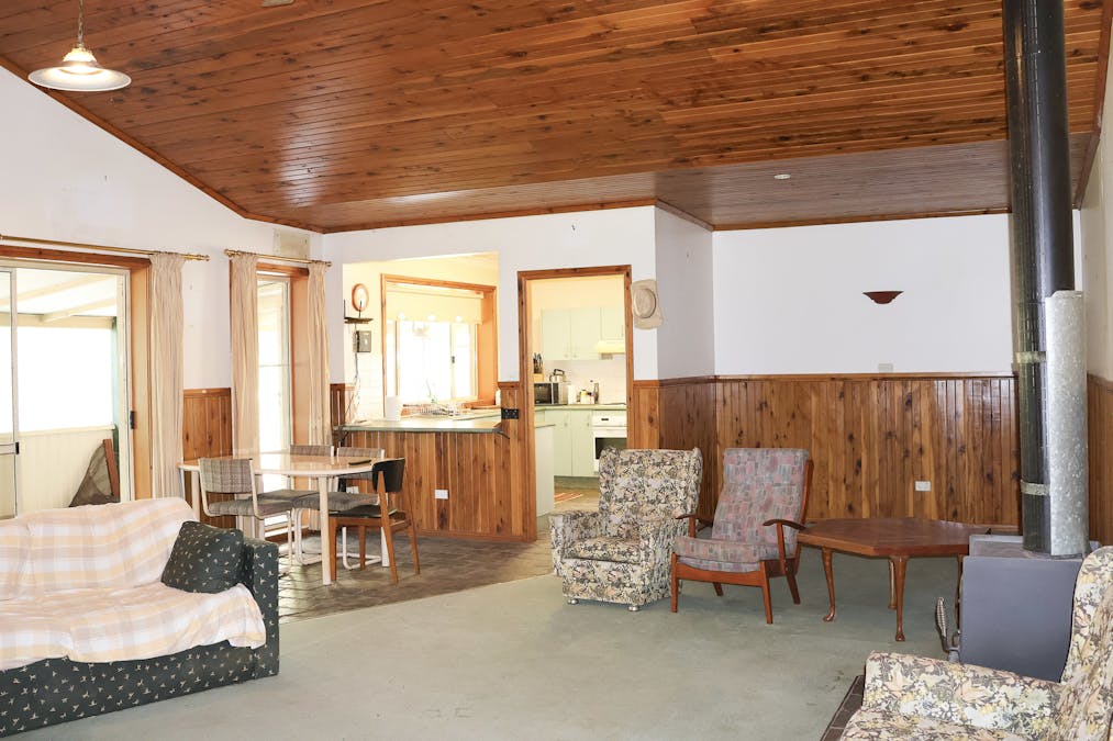 Merryanbone Road, Nyngan, NSW, 2825 - Image 9