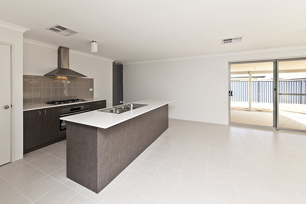 34 Lanagan Drive, Baldivis, WA, 6171 - Image 4