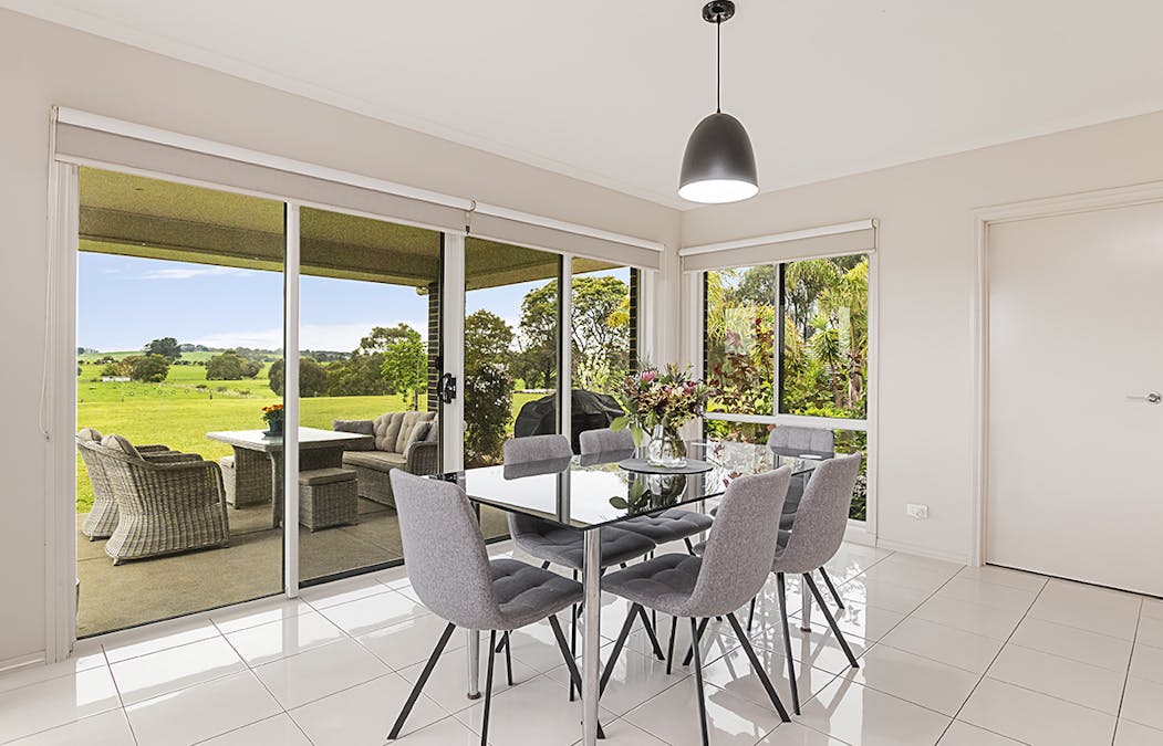 126 Jennings Road, Hamilton, VIC, 3300 - Image 3