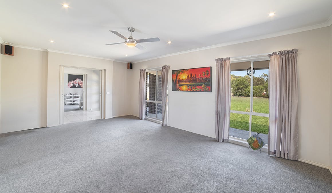 126 Jennings Road, Hamilton, VIC, 3300 - Image 8