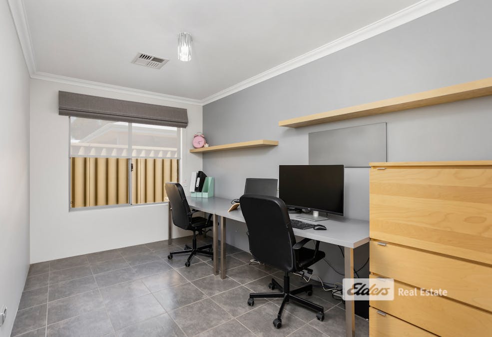 11 Torrens Loop, Millbridge, WA, 6232 - Image 18