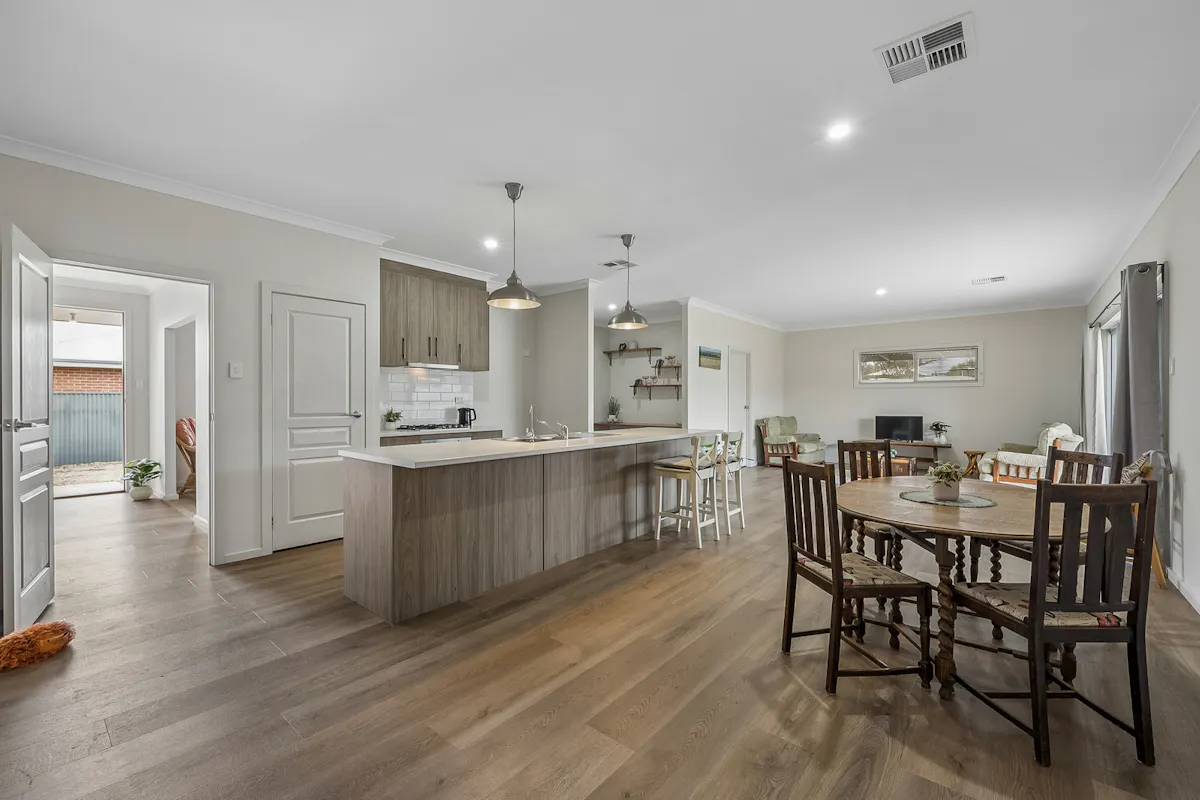 10 Galway Avenue — photo 11 of 29