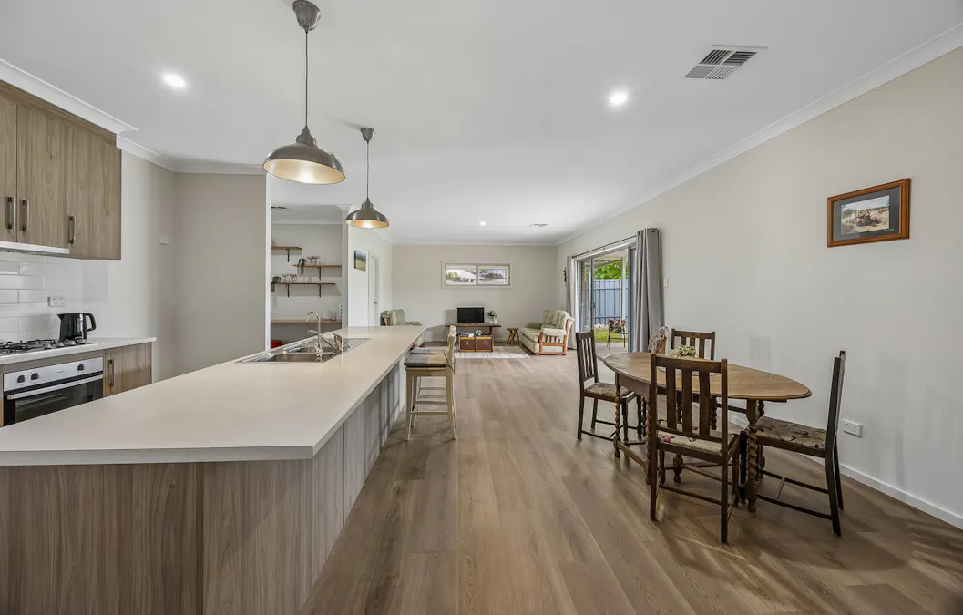 10 Galway Avenue, Murray Bridge, SA, 5253 - Image 7