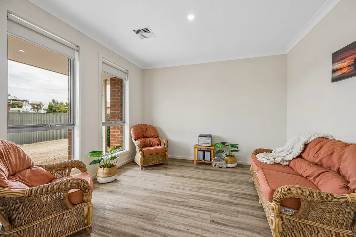10 Galway Avenue — photo 4 of 29
