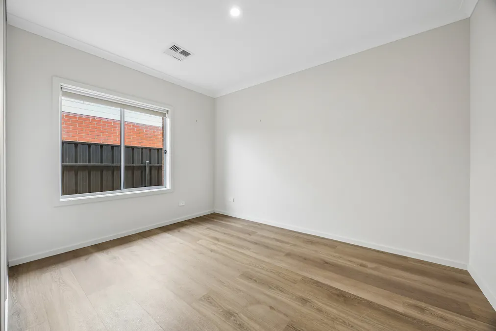 10 Galway Avenue, Murray Bridge, SA, 5253 - Image 22