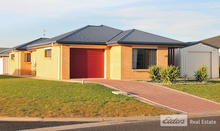 10 Alexander Tolmer Way, Robe, SA, 5276 - Image 1