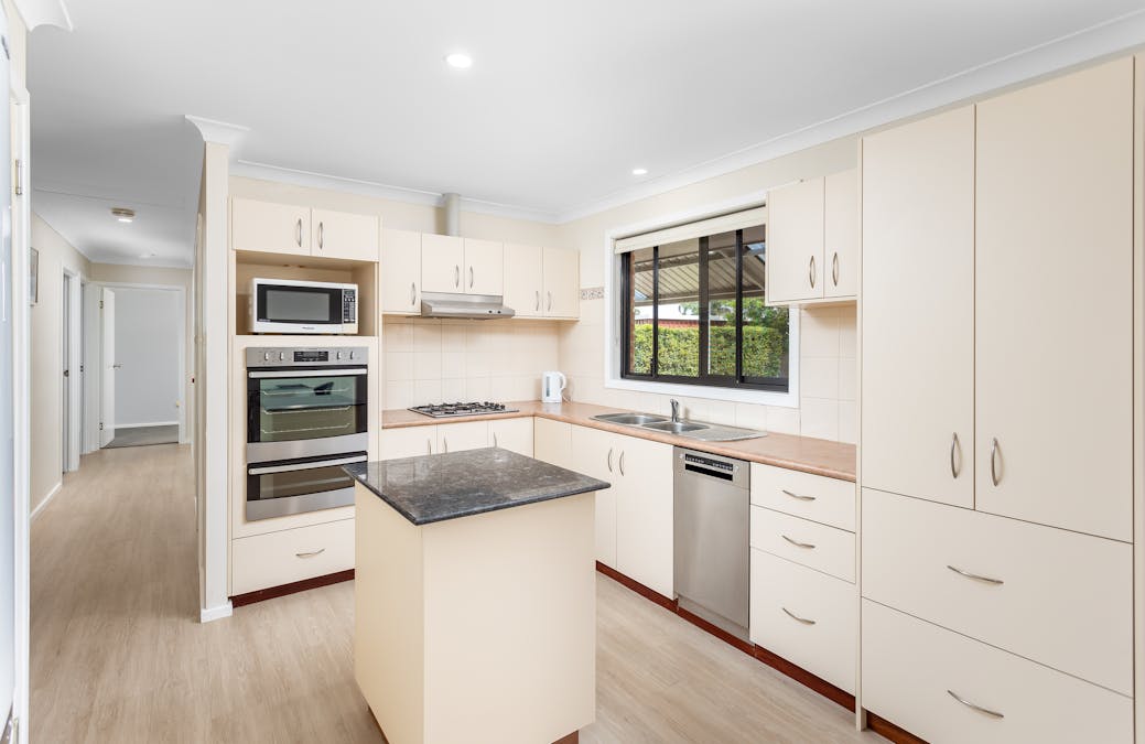 89 Austral Parade, East Bunbury, WA, 6230 - Image 2