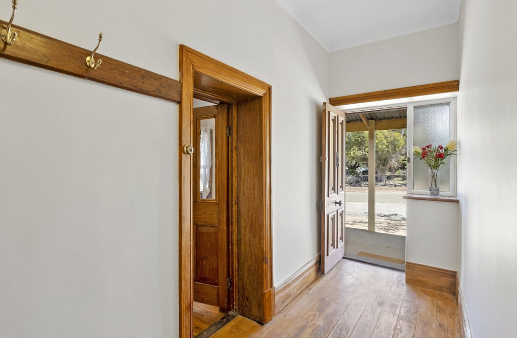 7 Helston Street, Burra, SA, 5417 - Image 4