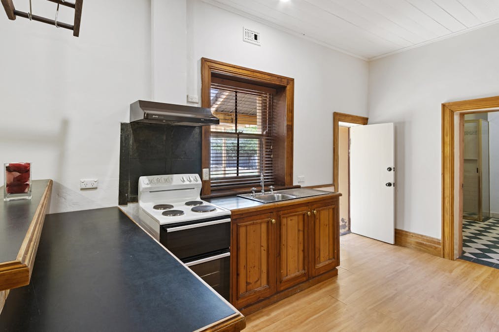 7 Helston Street, Burra, SA, 5417 - Image 9