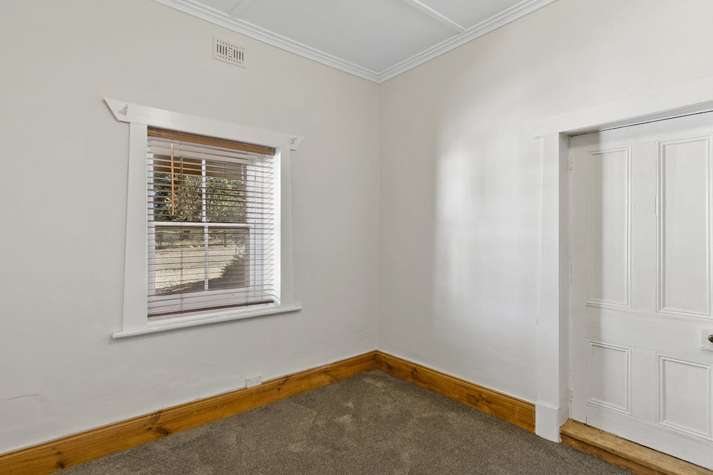7 Helston Street, Burra, SA, 5417 - Image 18