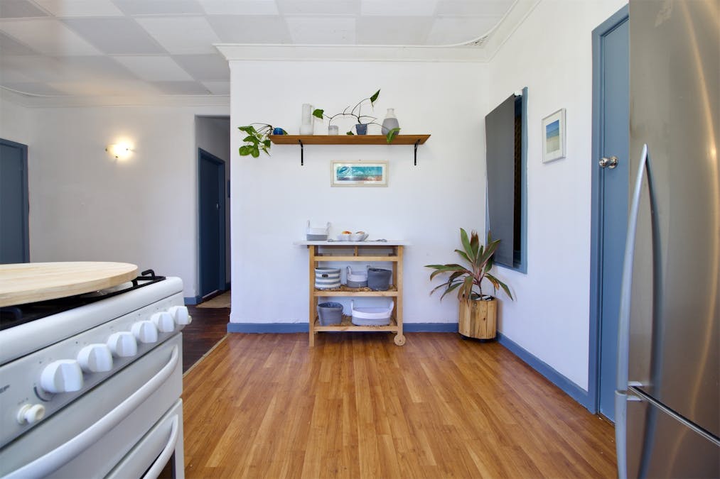 8 Lake Street, Rockingham, WA, 6168 - Image 14
