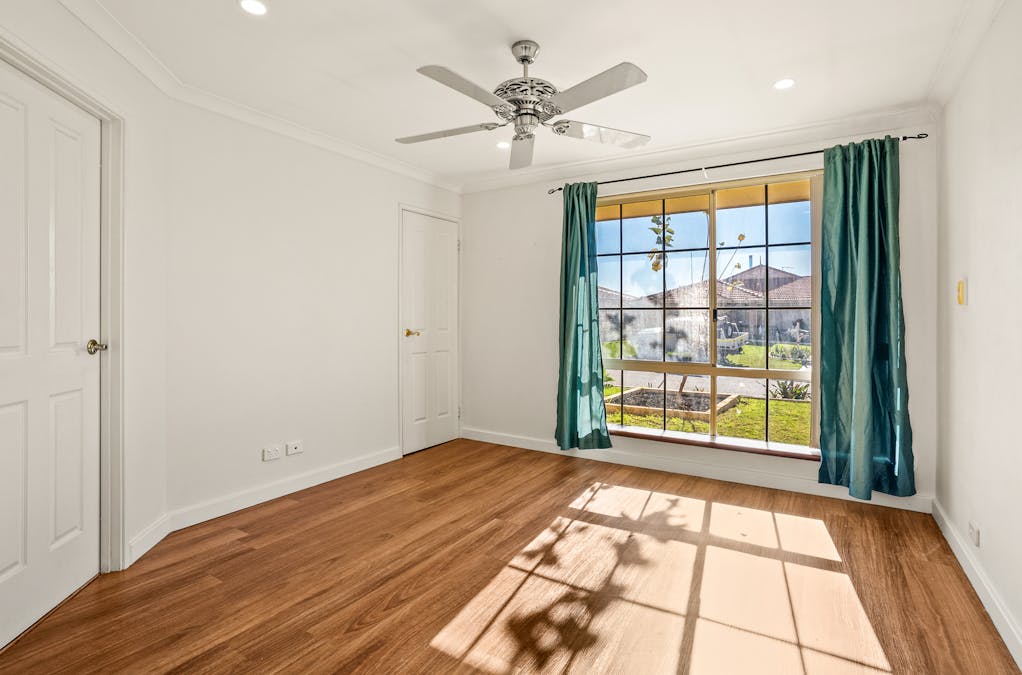 19 Montebourg Meander, Port Kennedy, WA, 6172 - Image 3
