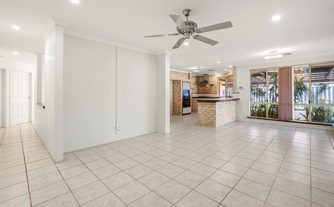 19 Montebourg Meander, Port Kennedy, WA, 6172 - Image 9