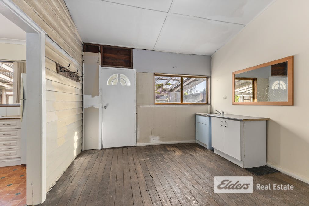 71 Coombes Street, Collie, WA, 6225 - Image 10