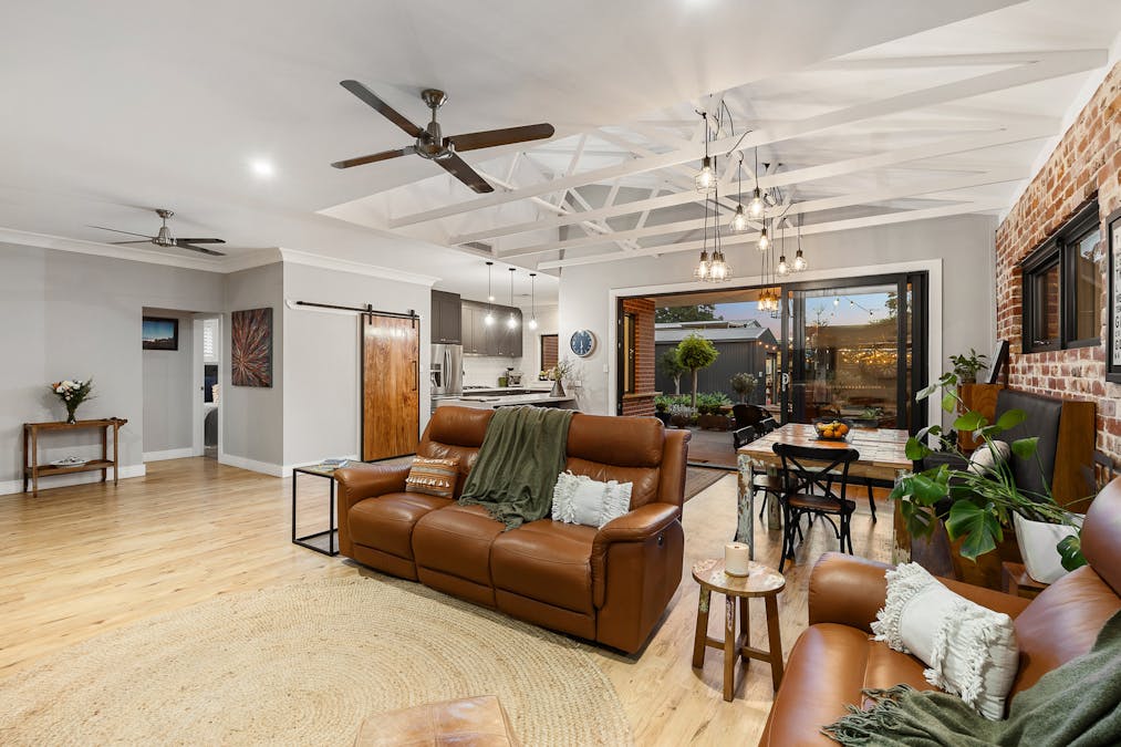 20 Regan Street, Rockingham, WA, 6168 - Image 8