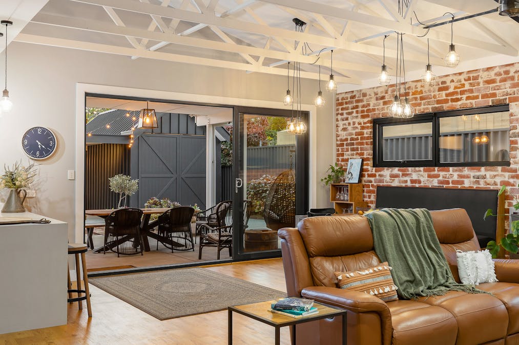 20 Regan Street, Rockingham, WA, 6168 - Image 6