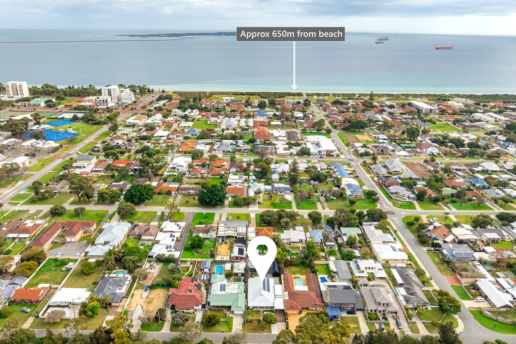 20 Regan Street, Rockingham, WA, 6168 - Image 4