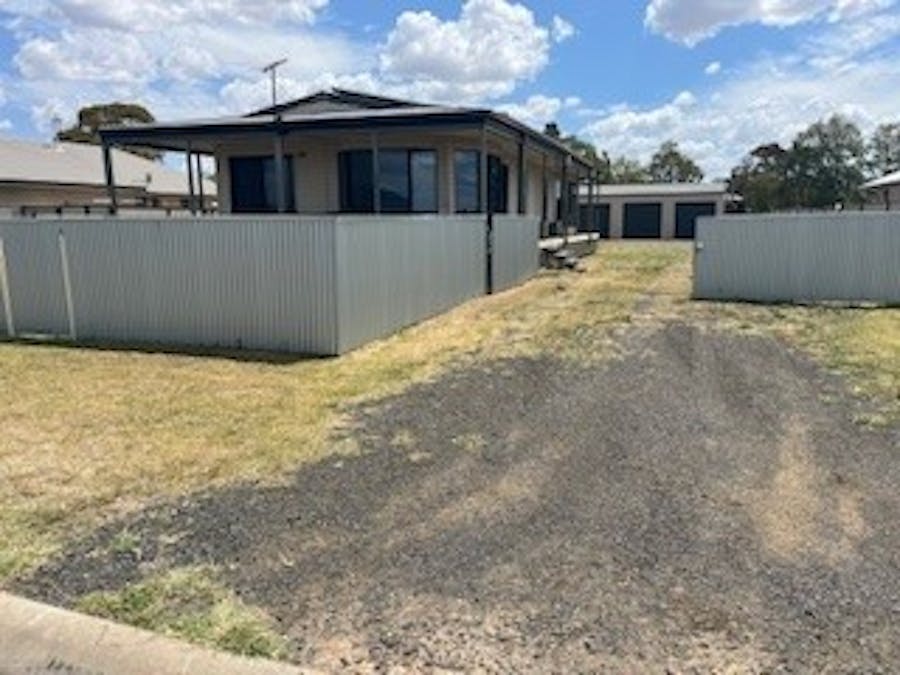 16 Henry Court, Tara, QLD, 4421 - Image 1