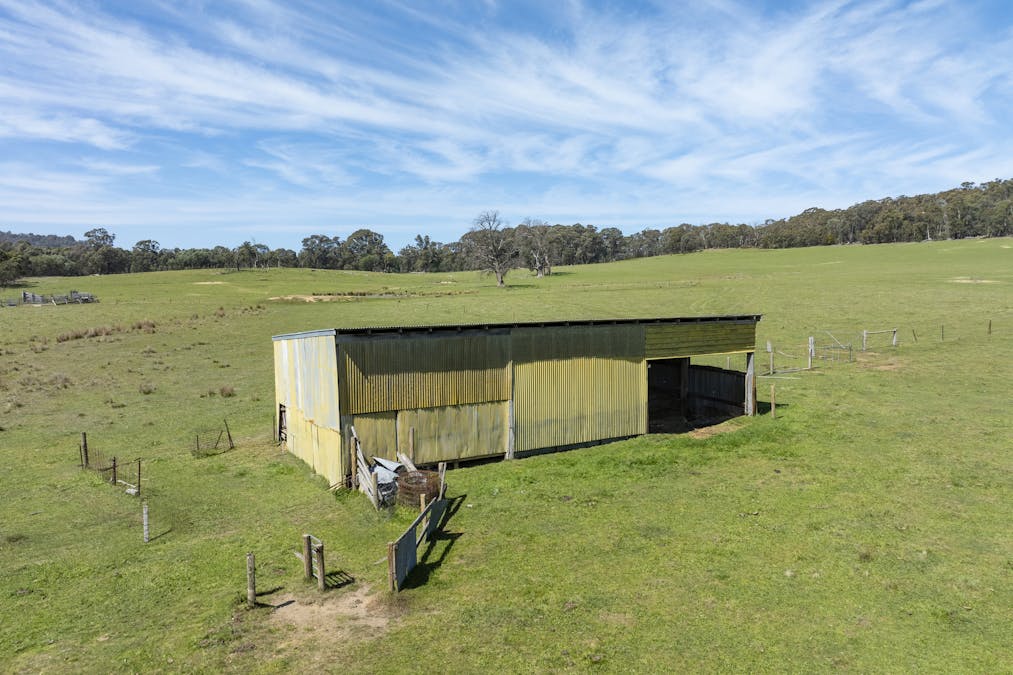1187 Bonnie Doon Road, Boho South, VIC, 3669 - Image 12