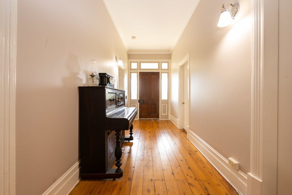 251 Pattersons Lane, Young, NSW, 2594 - Image 9