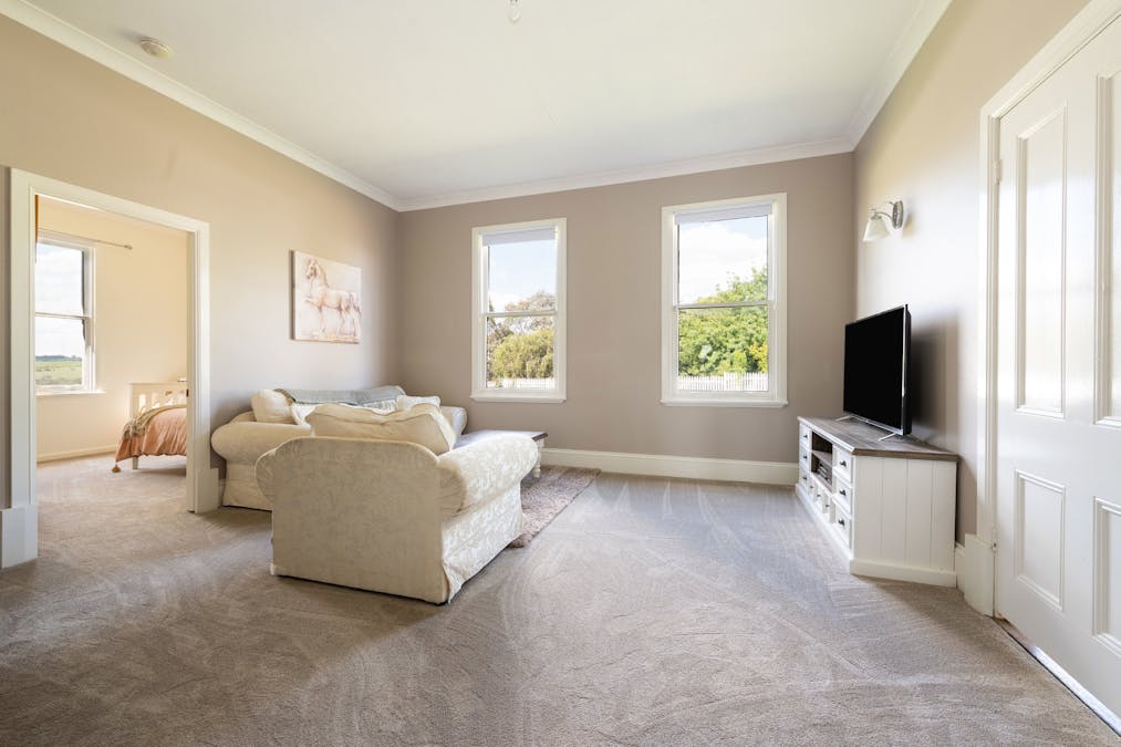 251 Pattersons Lane, Young, NSW, 2594 - Image 5