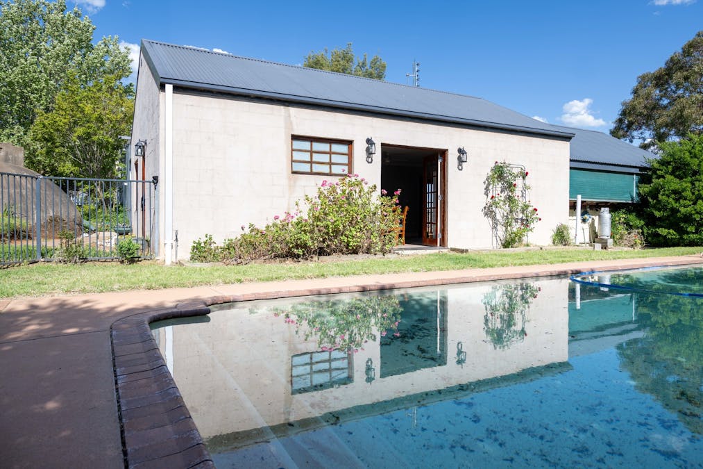 251 Pattersons Lane, Young, NSW, 2594 - Image 13