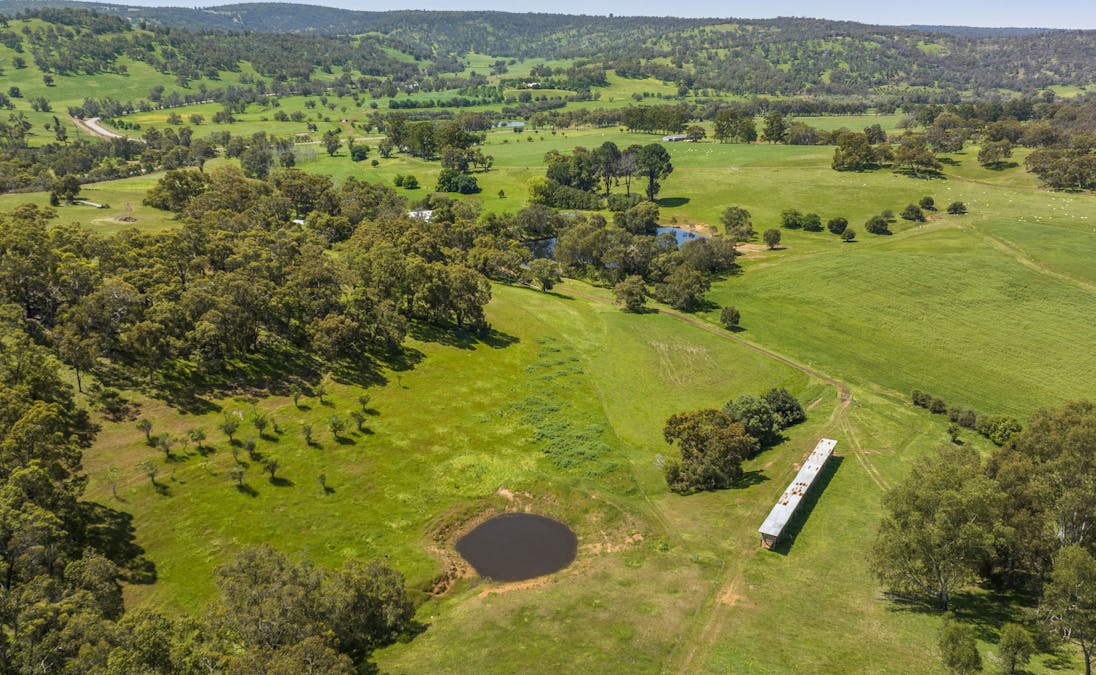 2328 Chittering Road, Lower Chittering, WA, 6084 - Image 13