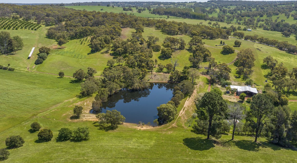 2328 Chittering Road, Lower Chittering, WA, 6084 - Image 16